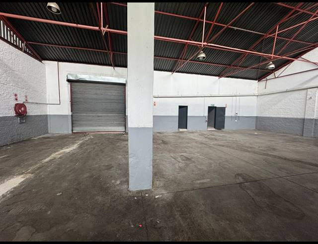 384M² WAREHOUSE TO LET IN PRETORIA INDUSTRIAL